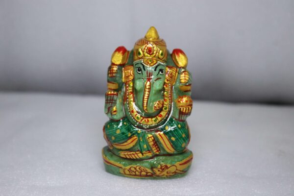aventurine Ganesh statue