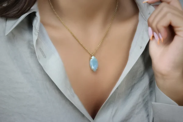 Beautiful Aquamarine Pendant - Image 3